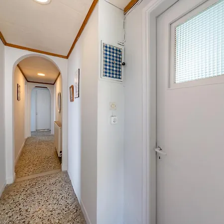 Marianthi-kaizer Bridge Daire *