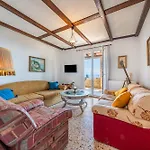 Marianthi-kaizer Bridge Apartment *