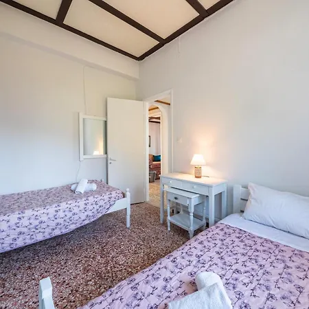 公寓 Marianthi-kaizer Bridge Achílleion