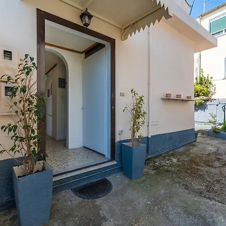 Marianthi-kaizer Bridge * Achílleion